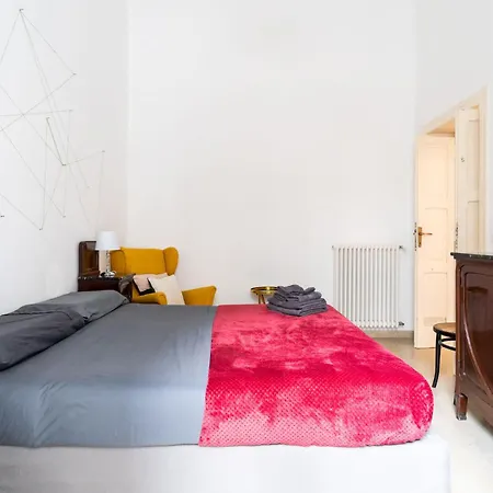 Nena House * باري